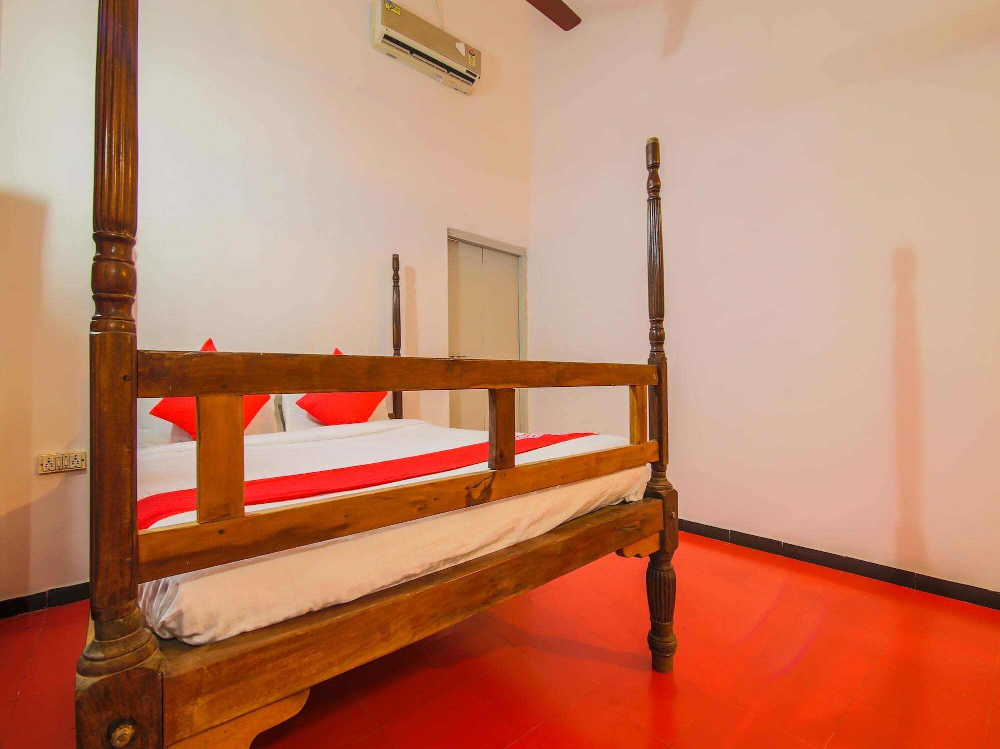 Royal Suites Anjuna Exterior foto